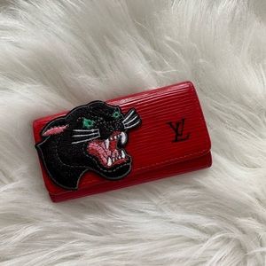 Louis Vuitton Authentic CUSTOMIZED/PAINTED Epi Leather Keyholder